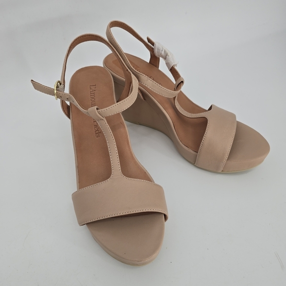 L'Amour des Pieds Idelle T-Strap Wedge beige Sandal 7.5 - Picture 1 of 11